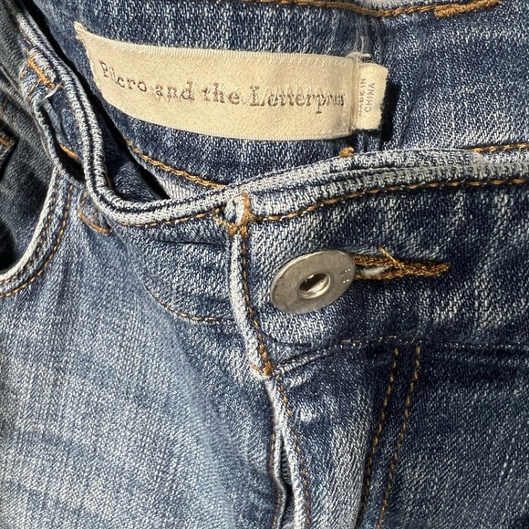 Anthropologie Pilcro Mid-Rise Slim Boyfriend Denim Shorts Sz 31 - Picture 14 of 14